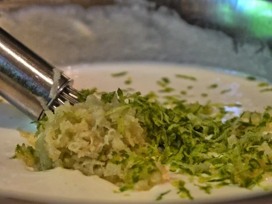 Rezept: Flammkuchen mit grünem Spargel und Tomaten Bild Nr. 7 Flammkuchen mit grünem Spargel und Tomaten - Rezept - Bild Nr. 7