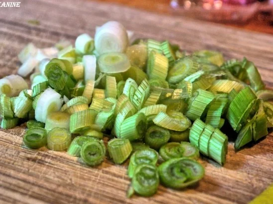 Rezept: Flammkuchen mit grünem Spargel und Tomaten Bild Nr. 8 Flammkuchen mit grünem Spargel und Tomaten - Rezept - Bild Nr. 8