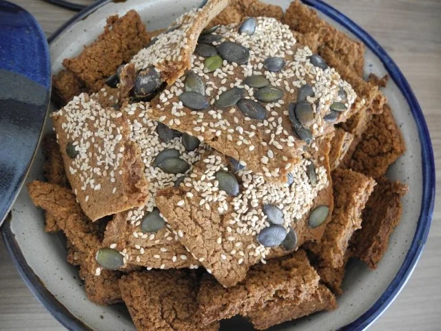 Rezept: Sesam - Kürbiskern - Knäckebrot Sesam - Kürbiskern - Knäckebrot - Rezept