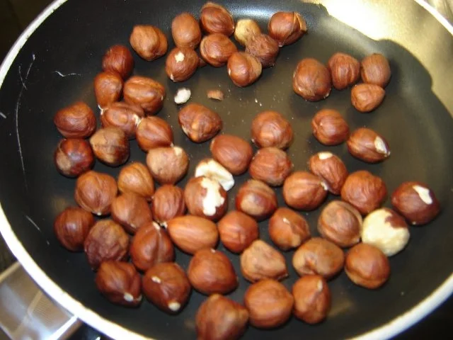 Rezept: Schokopralinen a La Ferrero Rocher Bild Nr. 2 Schokopralinen a La Ferrero Rocher - Rezept - Bild Nr. 2