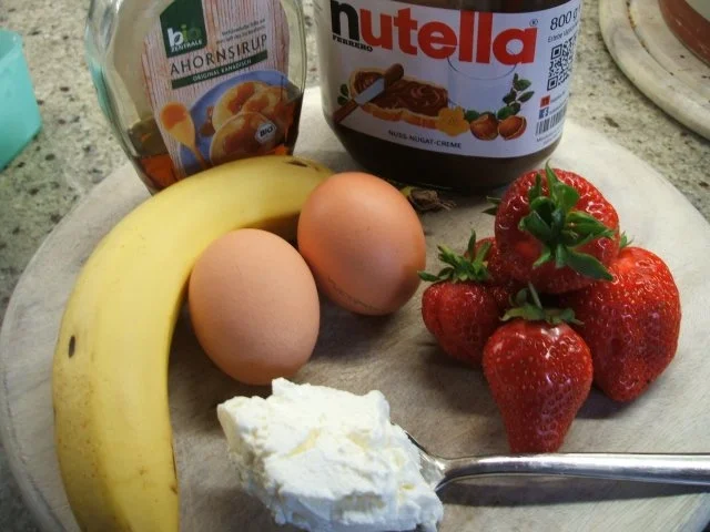 Rezept: Dessert: Bananenomelett mit Schokocreme oder Ahornsirup Bild Nr. 2 Dessert: Bananenomelett mit Schokocreme oder Ahornsirup - Rezept - Bild Nr. 2