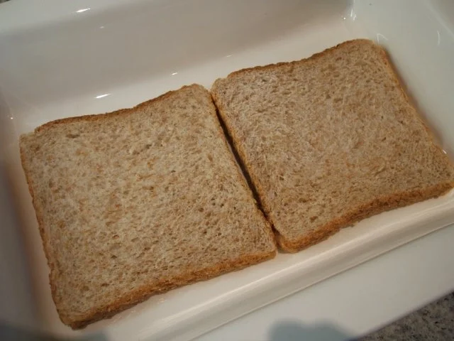 Rezept: Toast: Toast mit Parmasan-Honig-Haube Bild Nr. 3 Toast: Toast mit Parmasan-Honig-Haube - Rezept - Bild Nr. 3