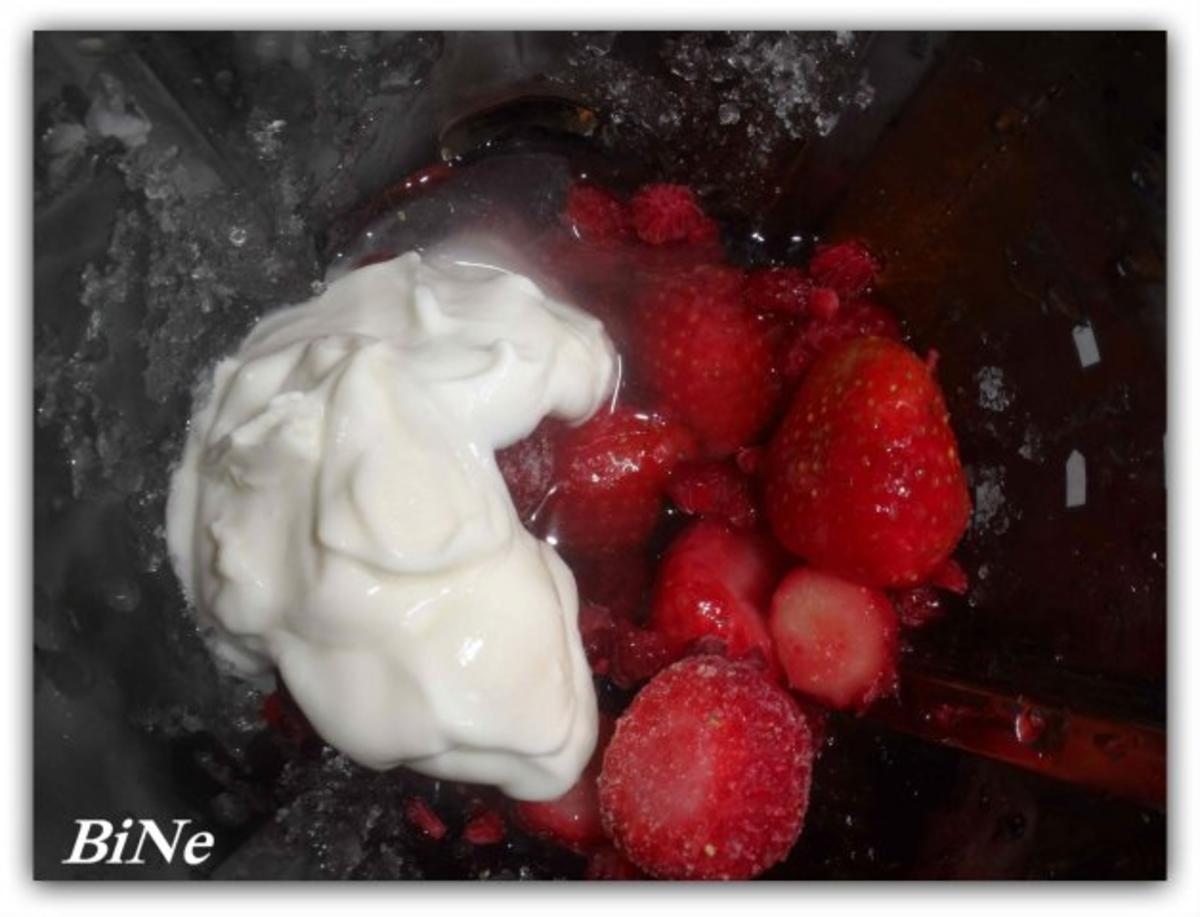 BiNe` S 70 - ER BEEREN - SMOOTHIE - Rezept - Bild Nr. 4