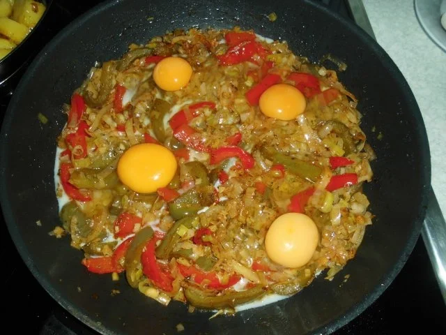 Gemüsepfanne mit Eieraugen - Rezept - Bild Nr. 14