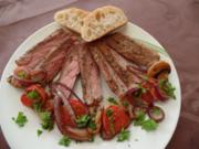 Rumpsteak mit Chamignons und Kirschtomaten - Rezept