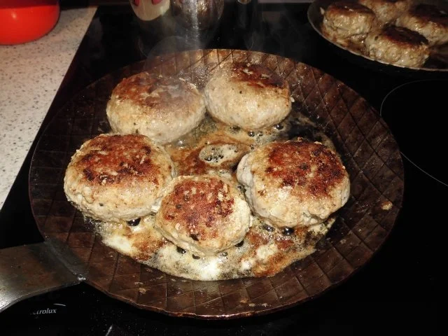 Rezept: Feta - Bremsklötze, rot, grünes Gemüse und Kartoffeln Bild Nr. 5 Feta - Bremsklötze, rot, grünes Gemüse und Kartoffeln - Rezept - Bild Nr. 5