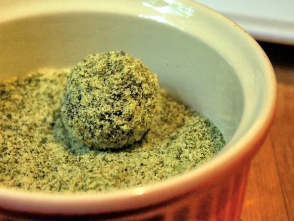 Rezept: Kürbiskern-Konfekt Bild Nr. 12 Kürbiskern-Konfekt - Rezept - Bild Nr. 12