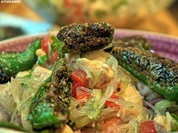 Geflügel-Glasnudel-Salat mit Pimentos de Padron - Rezept