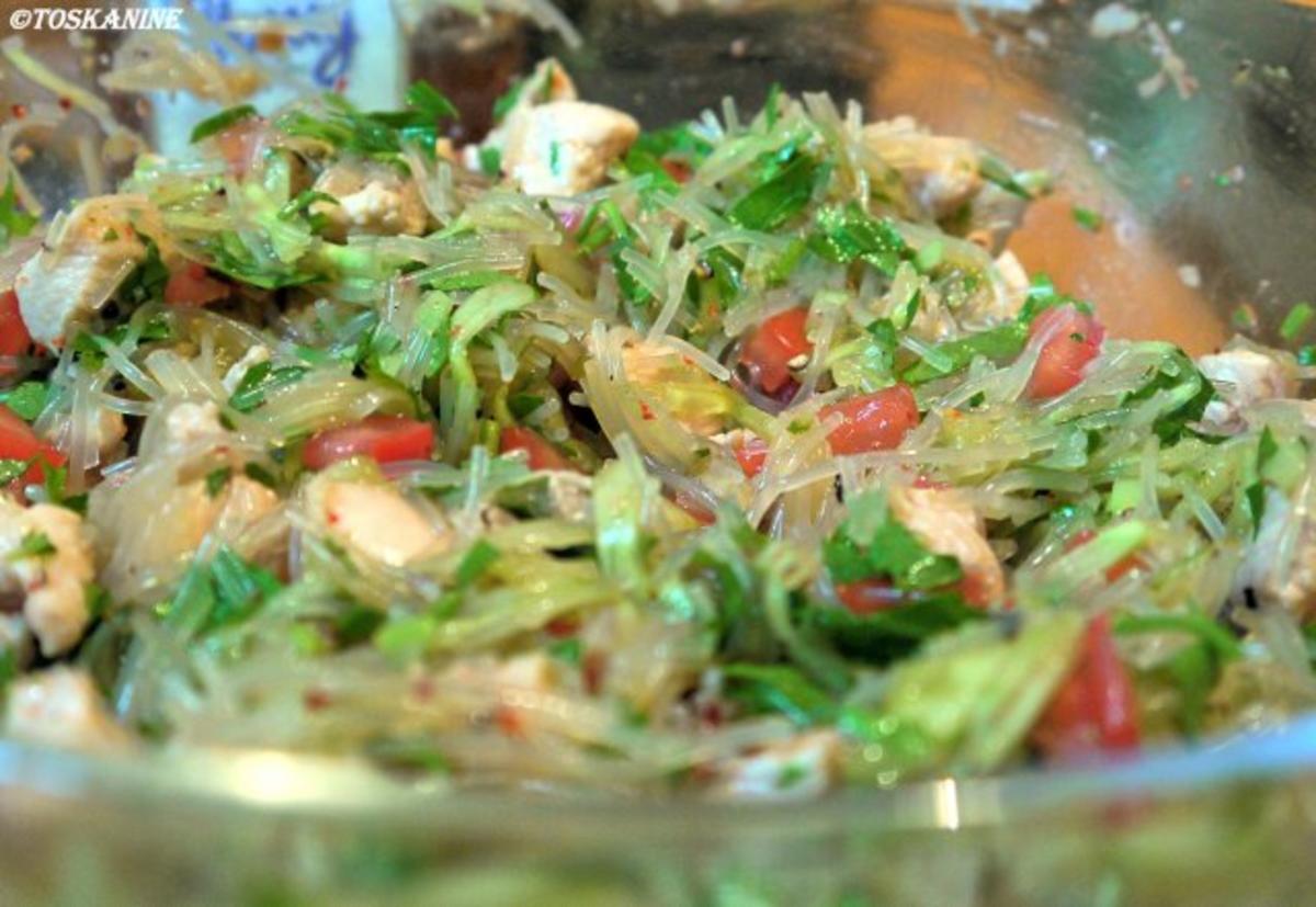 Geflügel-Glasnudel-Salat mit Pimentos de Padron - Rezept - Bild Nr. 12