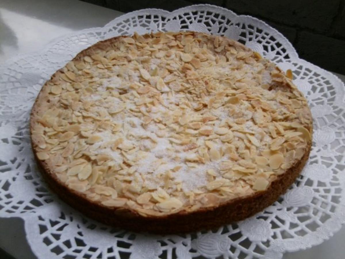 Schwedischer Mandelkuchen - Rezept mit Bild - kochbar.de