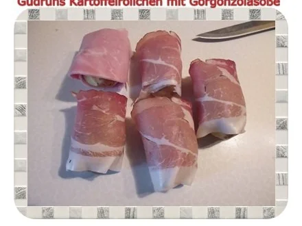 Kartoffeln: Kartoffelröllchen mit Gorgonzolasoße - Rezept - Bild Nr. 3