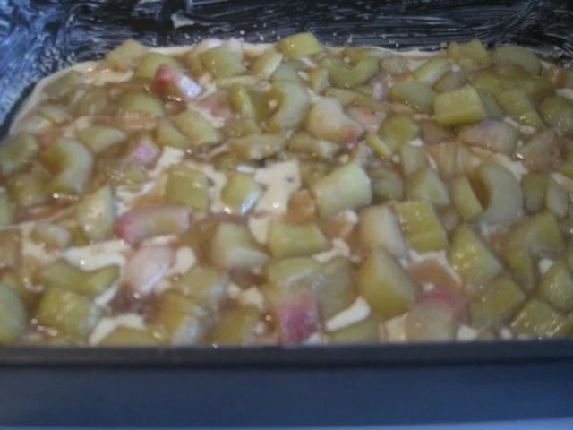 Rhabarber-Schecke mit Guss - Rezept - Bild Nr. 6