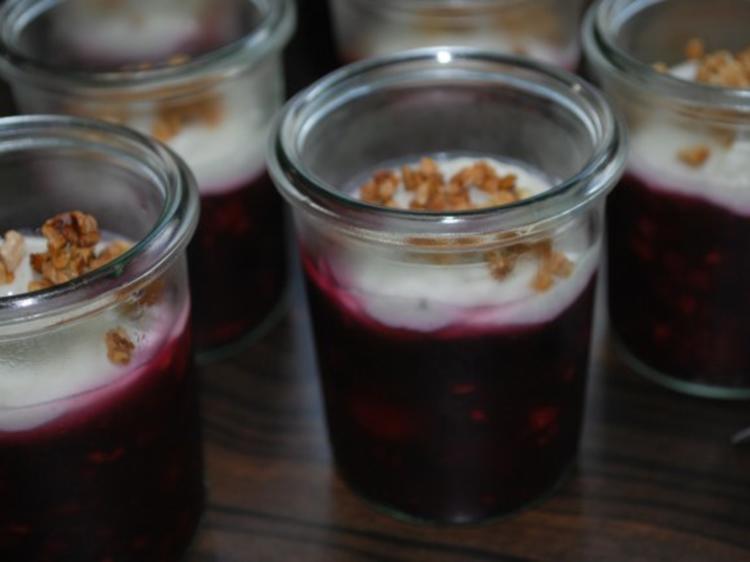 Rote Grütze im Weckglas mit Vanillecreme - Rezept