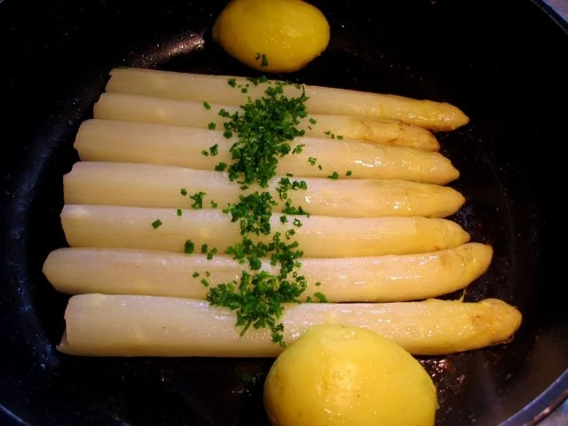 Pfannenspargel für Wochentage - Rezept - Bild Nr. 3