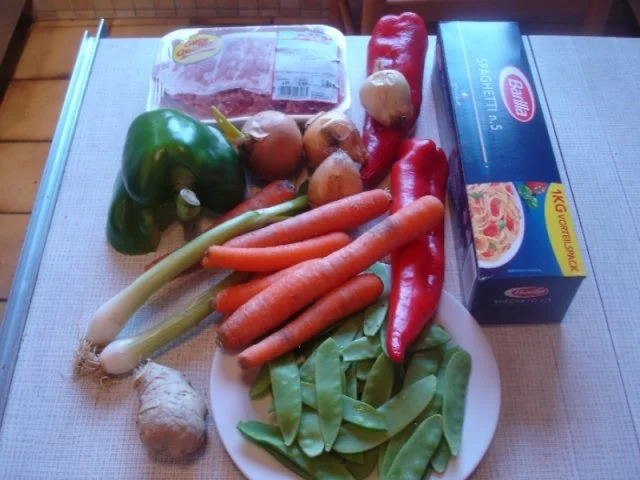 Rezept: Asiatische Spaghetti mit Hackfleisch Bild Nr. 2 Asiatische Spaghetti mit Hackfleisch - Rezept - Bild Nr. 2