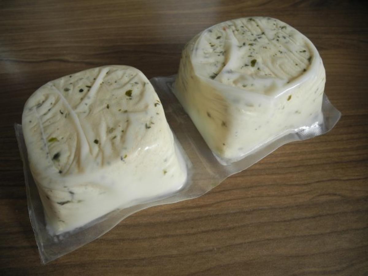 Kräuter - Tofu - Bällchen an Gemüse - Mix mit gerösteten Zwiebeln - Rezept - Bild Nr. 4