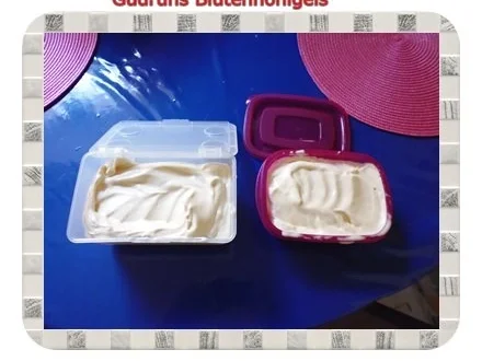 Rezept: Eis: Blütenhonigeiscreme Bild Nr. 9 Eis: Blütenhonigeiscreme - Rezept - Bild Nr. 9