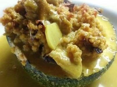 Rezept: Gefüllte Zucchini mit Hirse Gefüllte Zucchini mit Hirse - Rezept