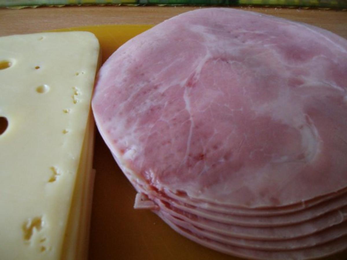 Spargelröllchen ummantelt mit Käse und Schinken goldgelb gebraten - Rezept - Bild Nr. 5