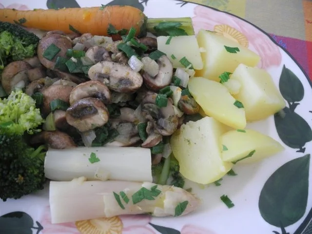 Rezept: Vegan : Gesunder Teller Bild Nr. 3 Vegan : Gesunder Teller - Rezept - Bild Nr. 3