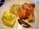 Eisbein gepökelt mit Sauerkraut und Stampfkartoffeln - Rezept