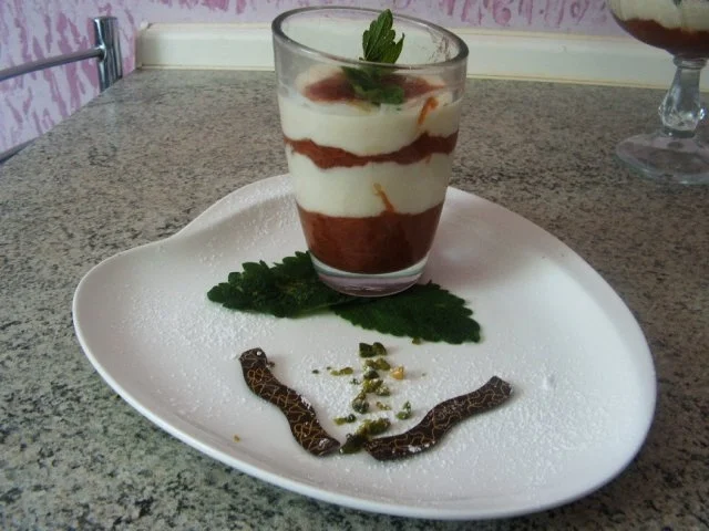 Rhabarbardessert - Rezept - Bild Nr. 2