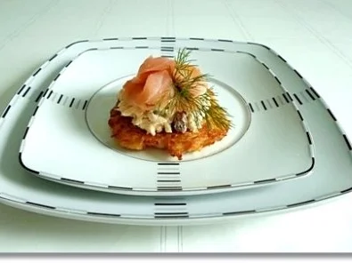Kartoffel-Möhrenrösti mit Lachs und Caviar - Rezept - Bild Nr. 2