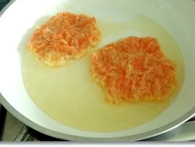 Kartoffel-Möhrenrösti mit Lachs und Caviar - Rezept - Bild Nr. 11