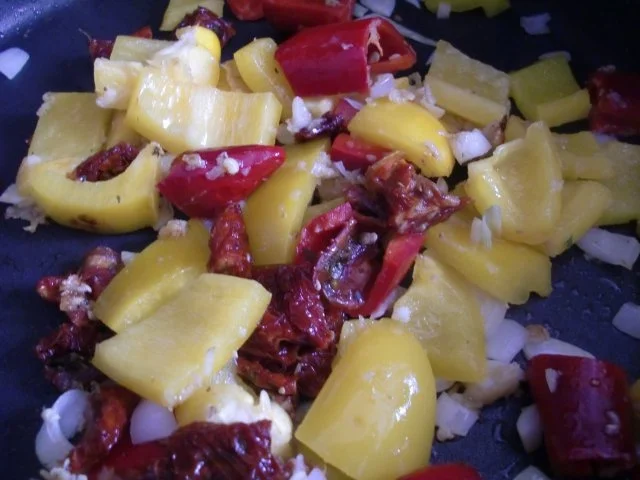 Lachs mit Paprika und getrockneten Tomaten - Rezept - Bild Nr. 5