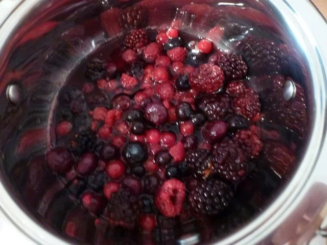 Waldbeerensaft/Apfelsaftsafteis - Rezept - Bild Nr. 2