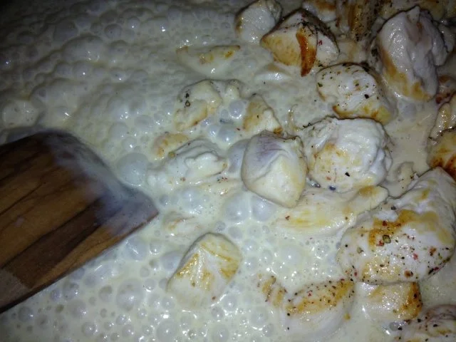 Hähnchenbrustfilets in Cambozola-Sahnesoße mit einem Schuss Marsala und Curry - Rezept - Bild Nr. 8