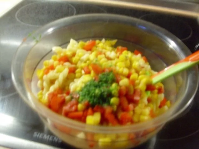 Rezept: Elfenike´s Nudelsalat aus Reste Bild Nr. 7 Elfenike´s Nudelsalat aus Reste - Rezept - Bild Nr. 7