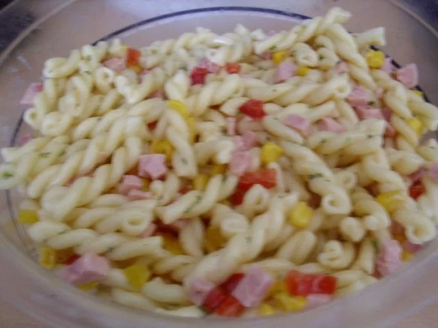 Rezept: Elfenike´s Nudelsalat aus Reste Bild Nr. 9 Elfenike´s Nudelsalat aus Reste - Rezept - Bild Nr. 9