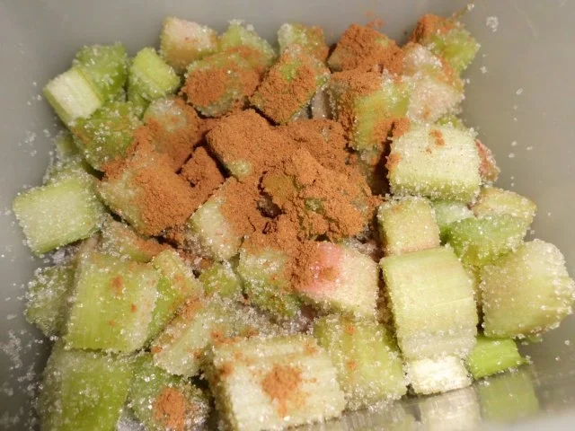 Rezept: Kuchen: Whisky-Kuchen mit Rhabarber Bild Nr. 3 Kuchen: Whisky-Kuchen mit Rhabarber - Rezept - Bild Nr. 3