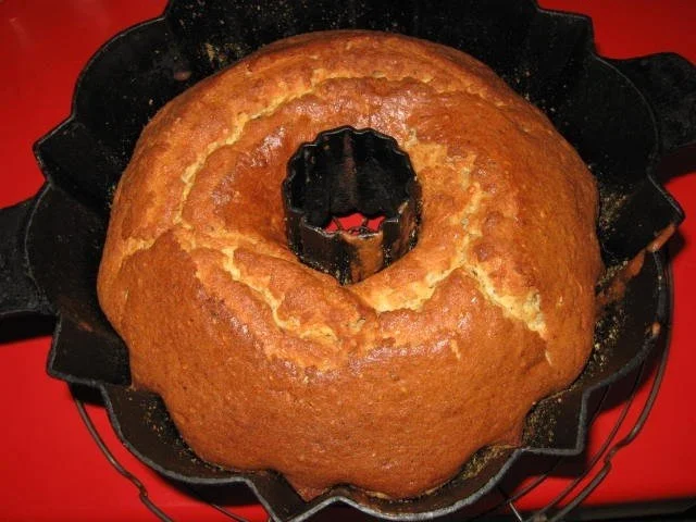 Rezept: Nuss - Gugelhupf Bild Nr. 11 Nuss - Gugelhupf - Rezept - Bild Nr. 11