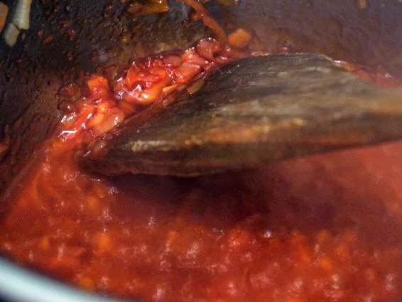 Spaghetti mit Tomatensugo, grünem Spargel und Büffelmozzarella - Rezept - Bild Nr. 8