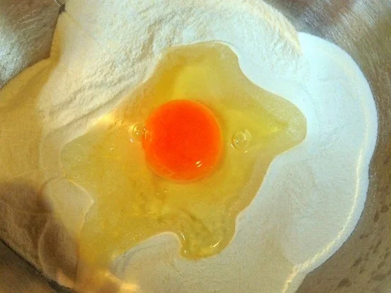 Spaghetti mit Tomatensugo, grünem Spargel und Büffelmozzarella - Rezept - Bild Nr. 2