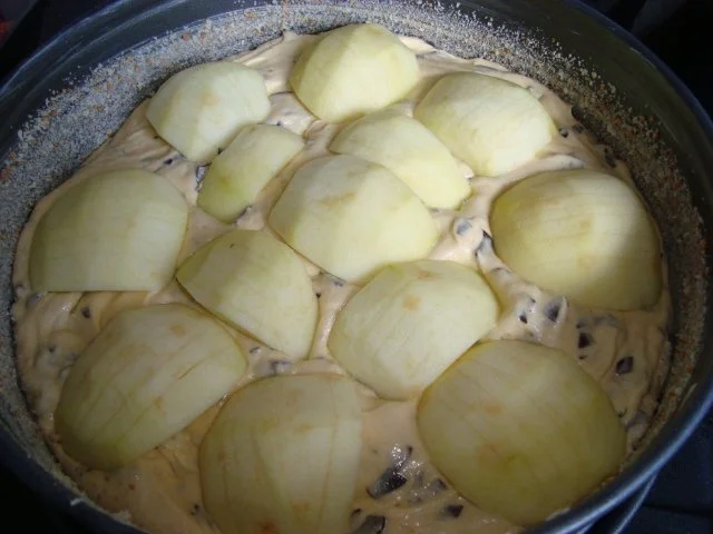 Rezept: Apfelkuchen mit Schokostückchen Bild Nr. 9 Apfelkuchen mit Schokostückchen - Rezept - Bild Nr. 9