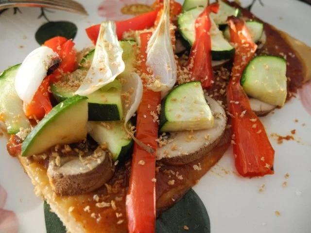 Rezept: Vegan : Große Gemüse - Pizza Bild Nr. 3 Vegan : Große Gemüse - Pizza - Rezept - Bild Nr. 3