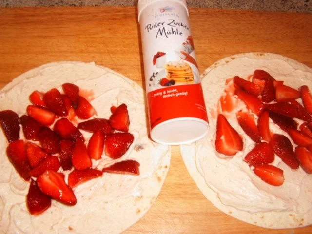 Rezept: Süßer Erdbeerfladen Bild Nr. 7 Süßer Erdbeerfladen - Rezept - Bild Nr. 7