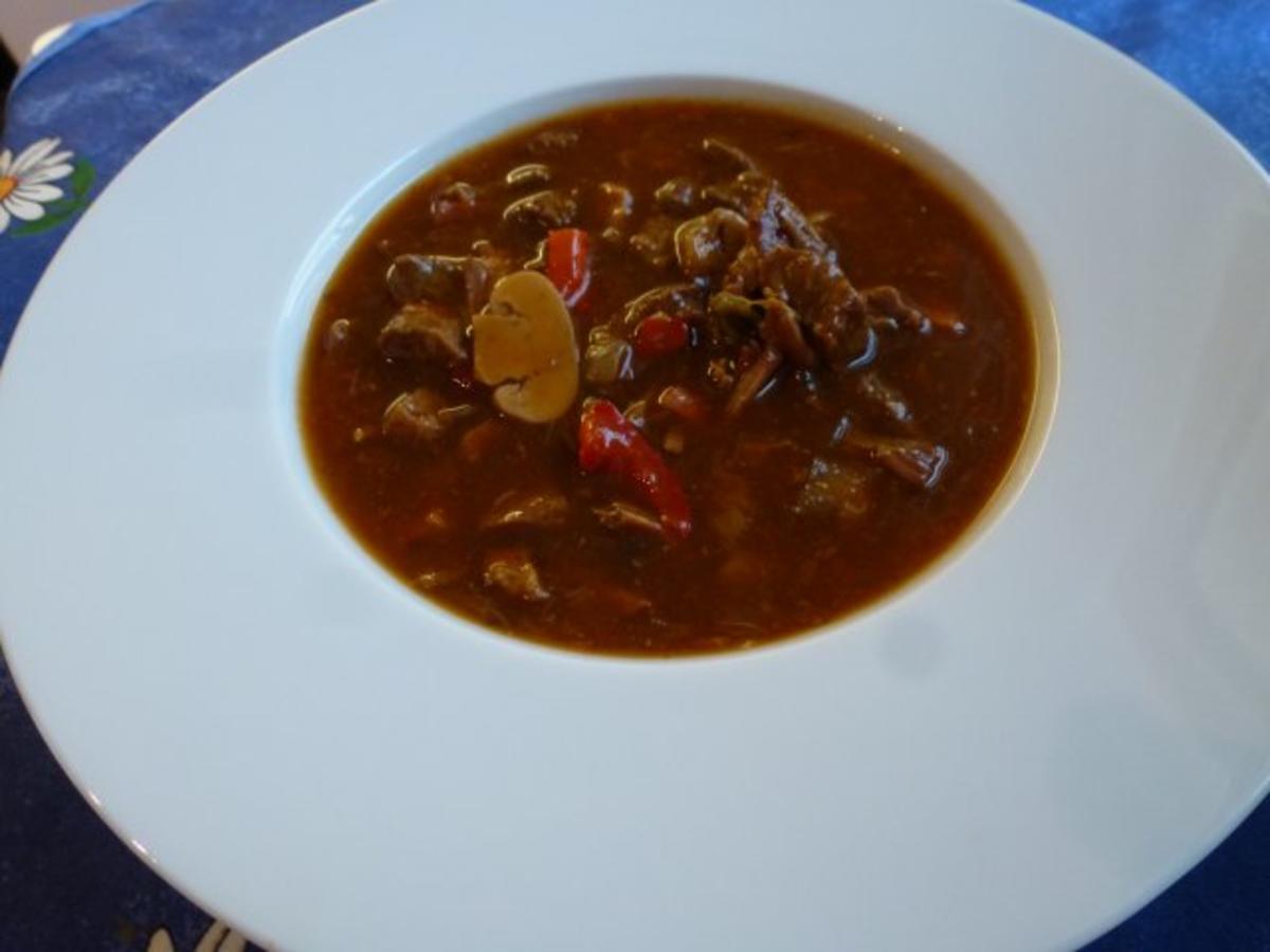 Bilder für Gulaschsuppe leicht verschärft - Rezept