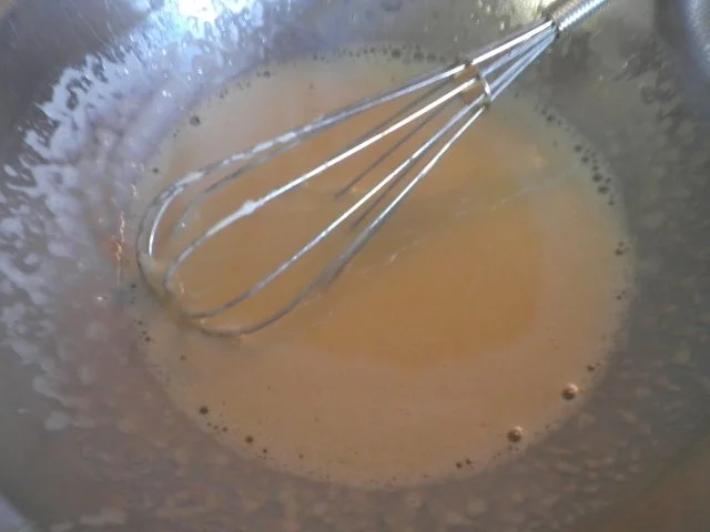 Spargel - Mousse mit Erdbeer - Sauce und karamelisierten Spargelspitzen ... - Rezept - Bild Nr. 7