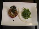 Steak-Tartar, dazu Salat von Meerrettich-Zuckerschoten - Rezept
