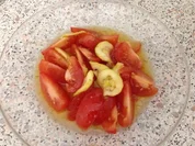 Tomaten-Zucchini-Salat - Rezept