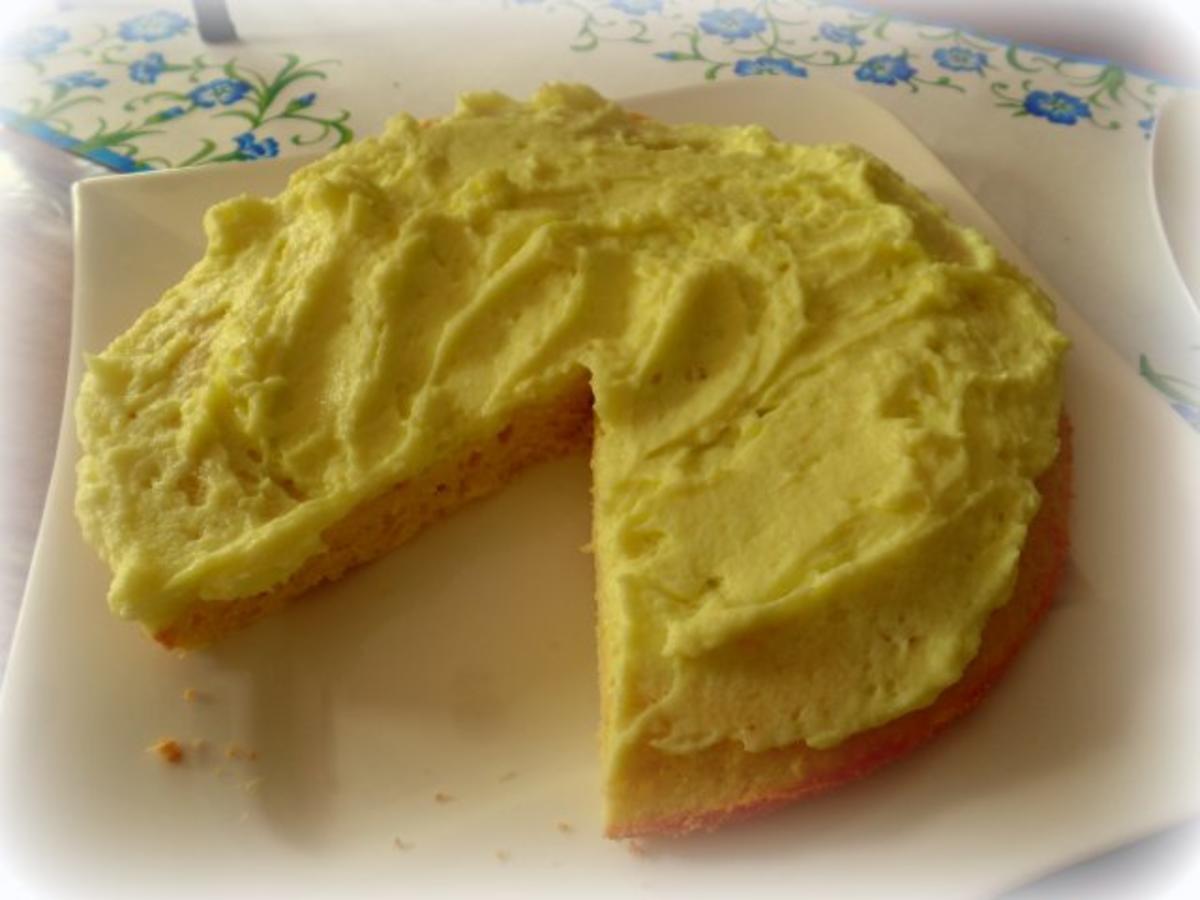 Zitronen-Creme-Kuchen - Rezept