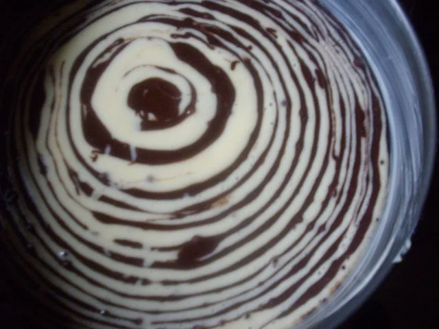 zebra-erdbeer -vanillesahne kuchen - Rezept - Bild Nr. 7