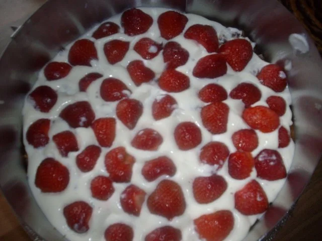 zebra-erdbeer -vanillesahne kuchen - Rezept - Bild Nr. 11