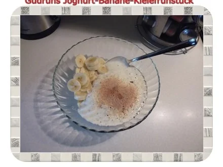 Rezept: Frühstück: Joghurt-Banane-Kleiefrühstück Bild Nr. 4 Frühstück: Joghurt-Banane-Kleiefrühstück - Rezept - Bild Nr. 4
