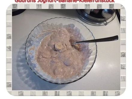 Rezept: Frühstück: Joghurt-Banane-Kleiefrühstück Bild Nr. 5 Frühstück: Joghurt-Banane-Kleiefrühstück - Rezept - Bild Nr. 5