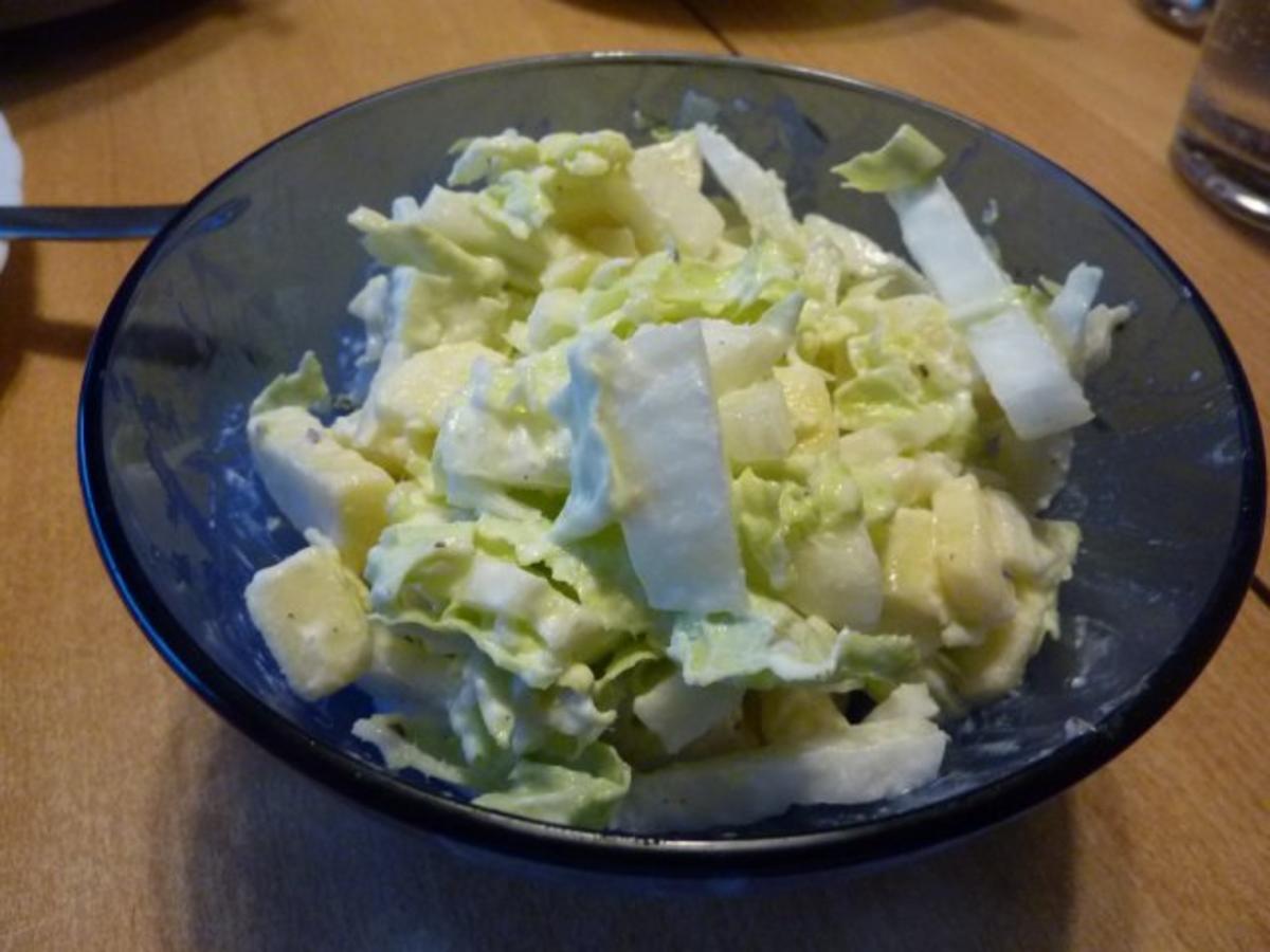 Bilder für Salate: Chinakohl mit Apfel - Rezept